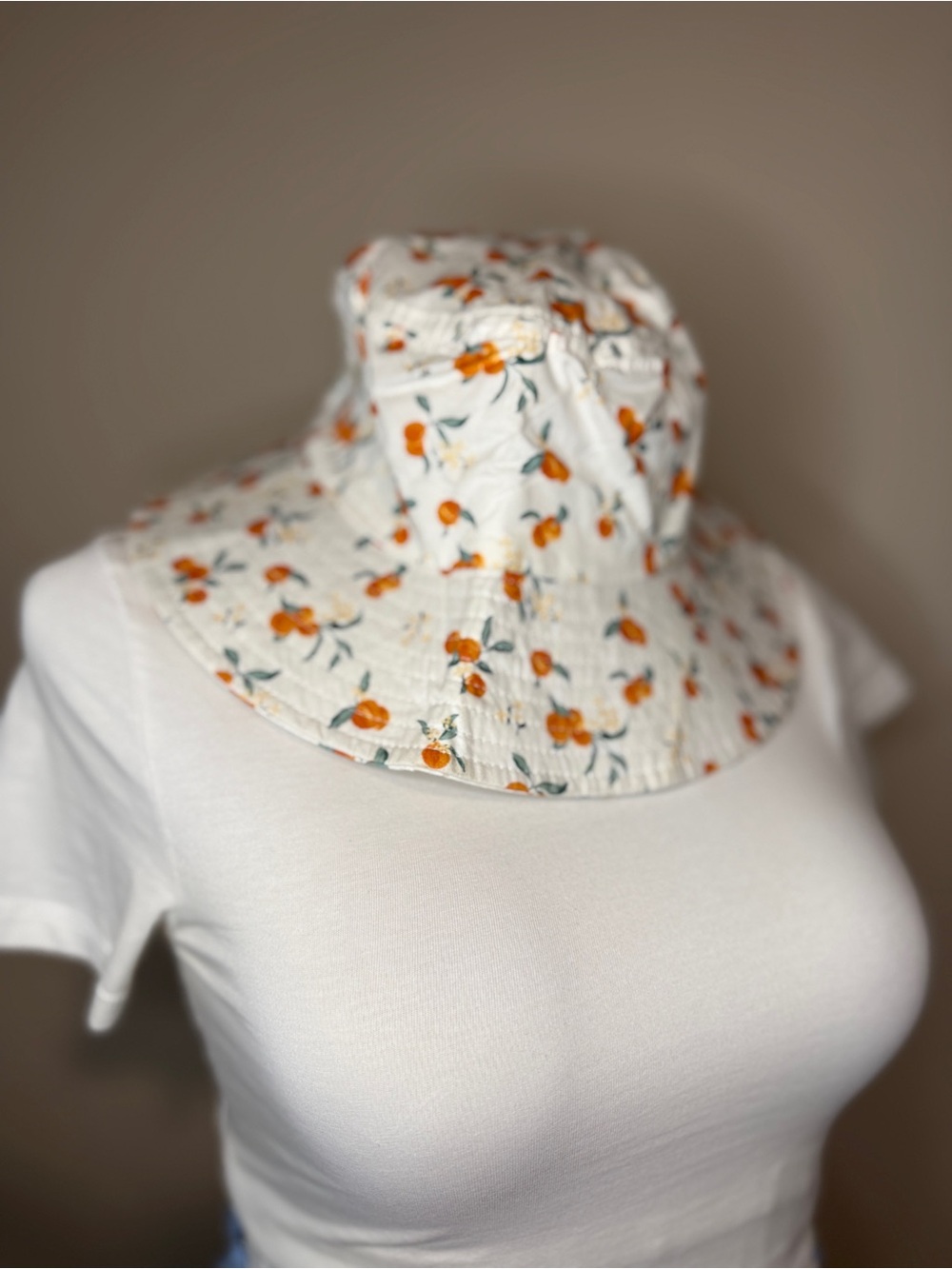Abercrombie White Orange Print Bucket Hat - Women's Sun Hat